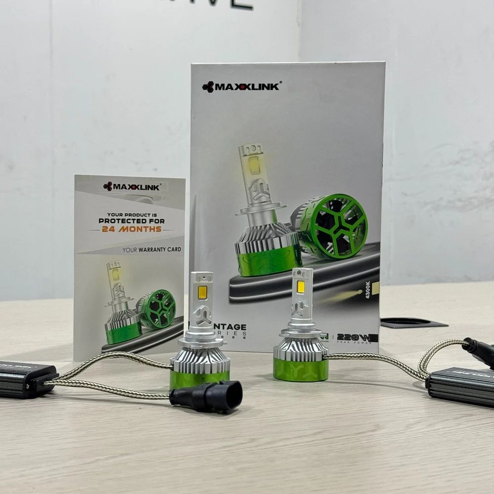 Maxxlink 220W 4300K Vantage Series Fan LED