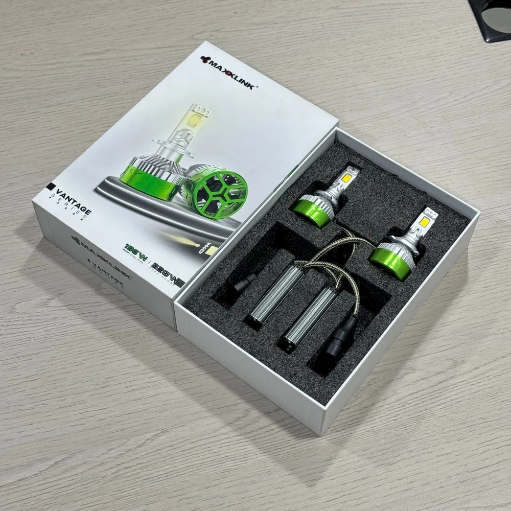 Maxxlink 220W 4300K Vantage Series Fan LED